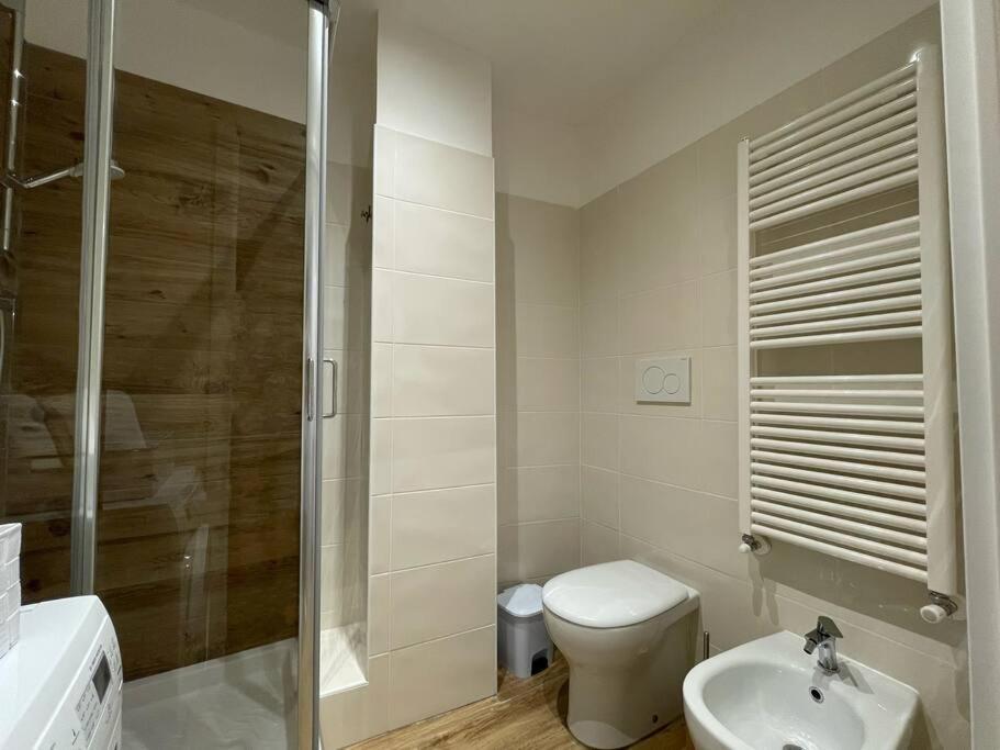 La Casa Del Mare Apartment Savona Luaran gambar
